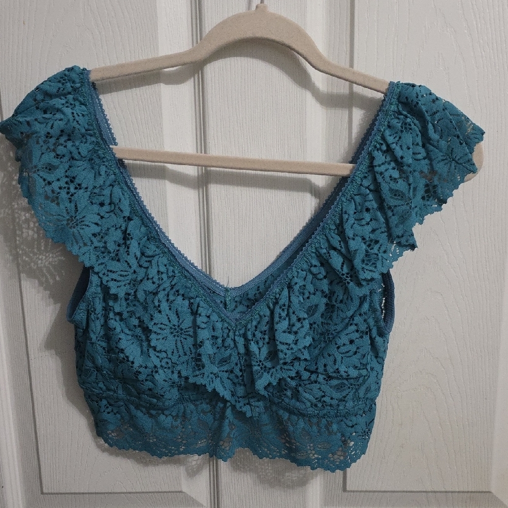 Aerie. Lace V-Neck Blue Top
